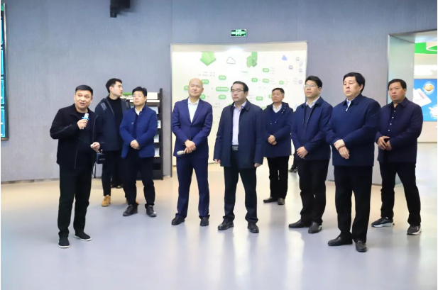 河南省农业农村厅党组书记、厅长孙巍峰莅临金豆子集团调研